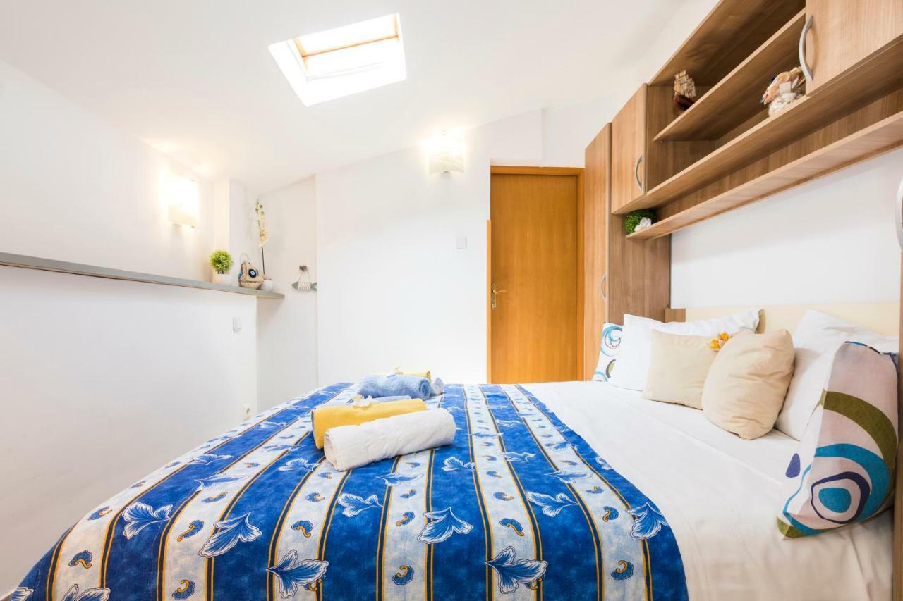 Apartments And Rooms Roberto B. Валун Екстериор снимка